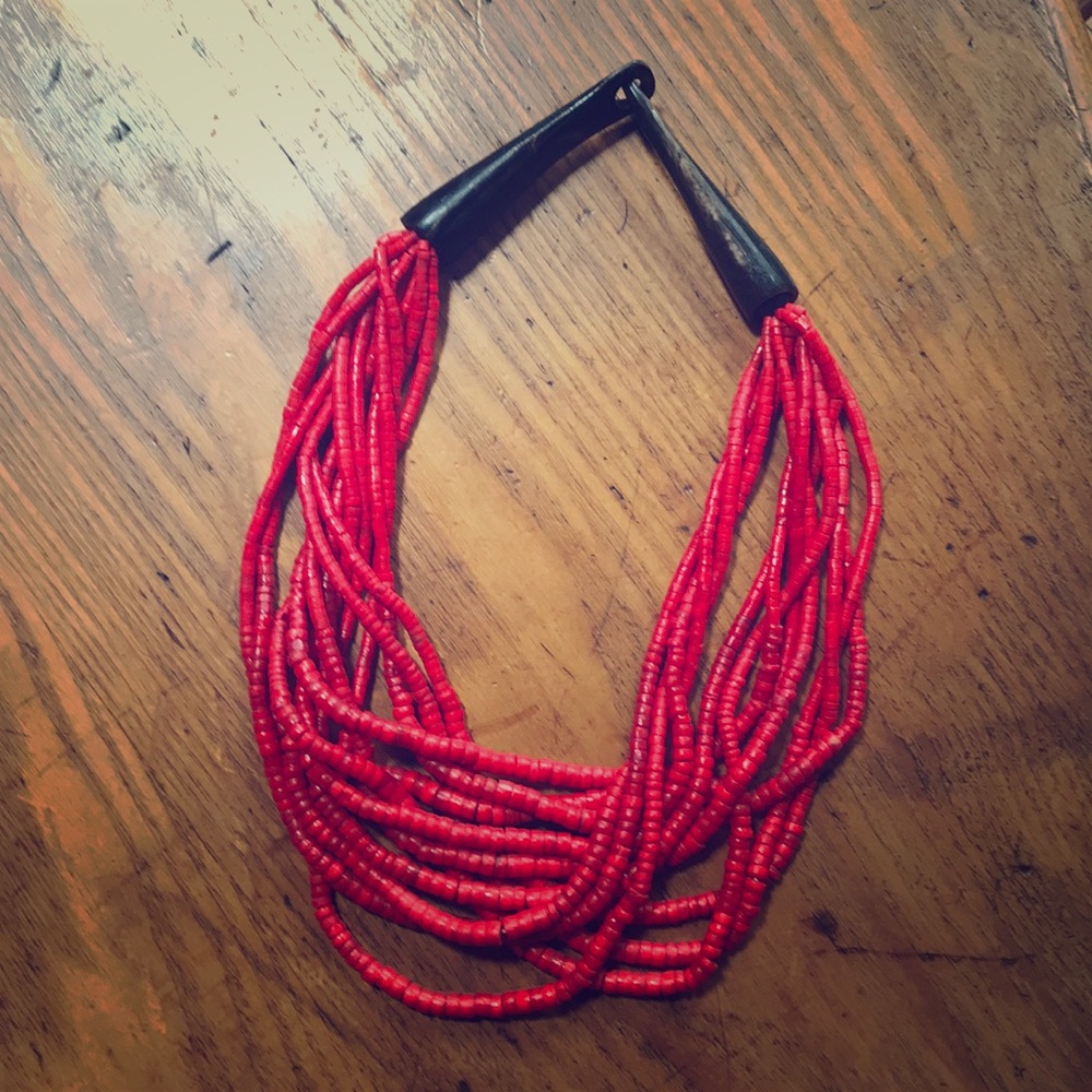 ✨Beaded wood necklace✨